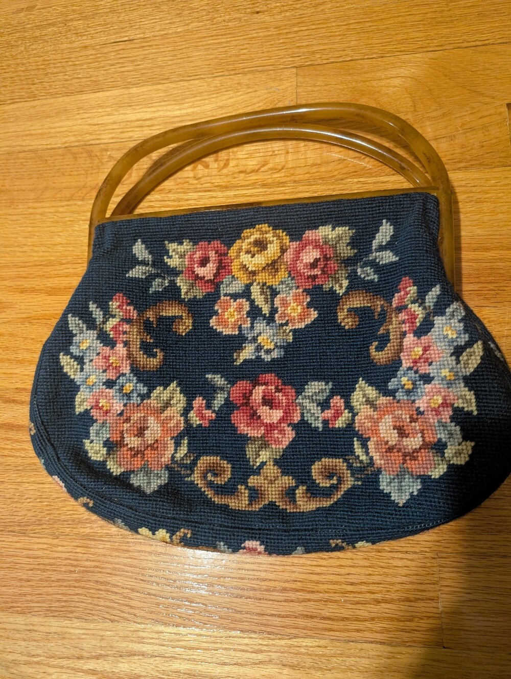 Retro Floral Needlepoint Purse - Picture 2 of 6